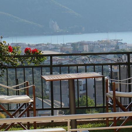 Τhe Sunny Apartments Igoumenitsa Ngoại thất bức ảnh