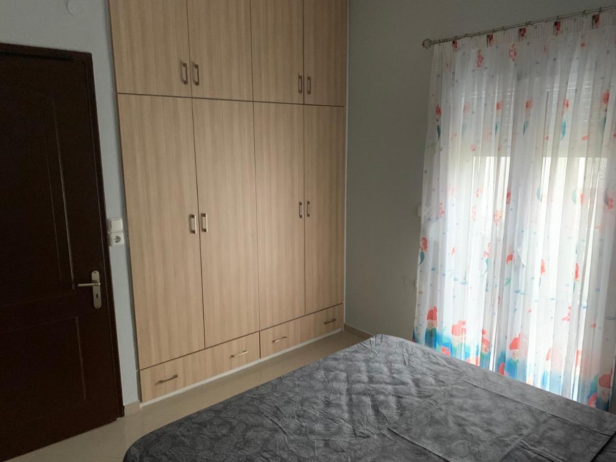 Τhe Sunny Apartments Igoumenitsa Ngoại thất bức ảnh