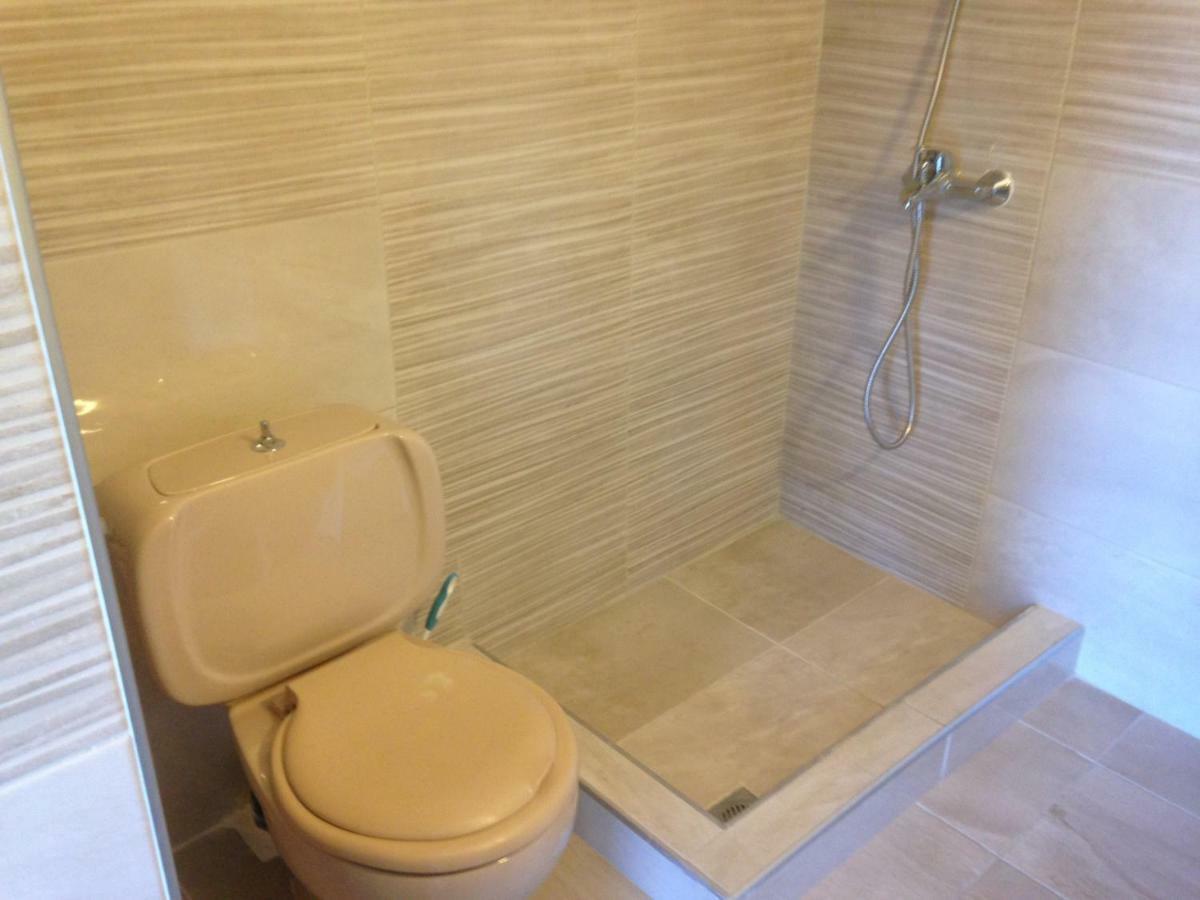 Τhe Sunny Apartments Igoumenitsa Ngoại thất bức ảnh