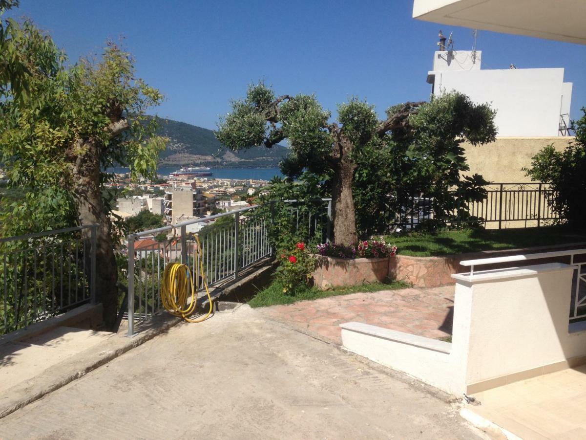 Τhe Sunny Apartments Igoumenitsa Ngoại thất bức ảnh