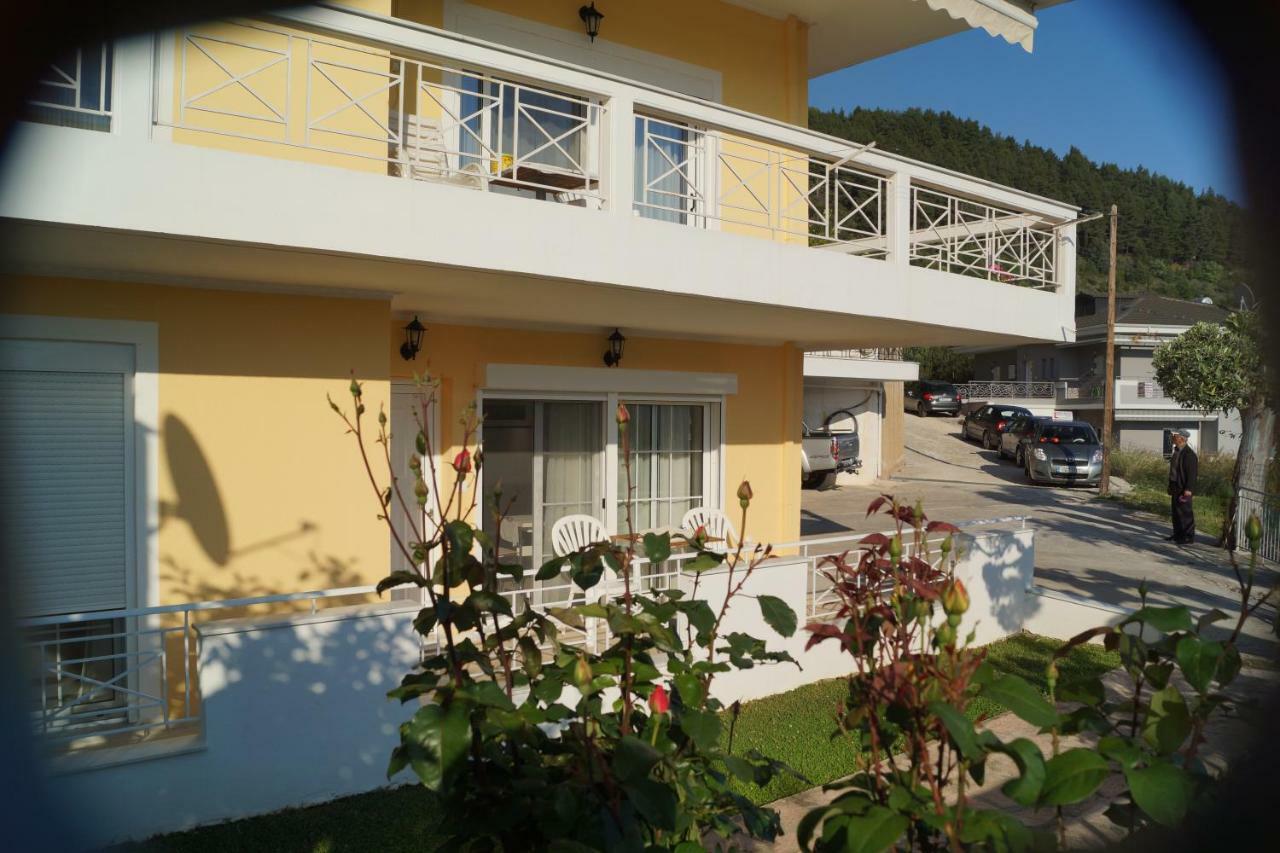 Τhe Sunny Apartments Igoumenitsa Ngoại thất bức ảnh
