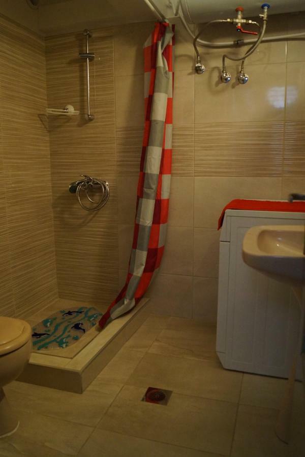 Τhe Sunny Apartments Igoumenitsa Ngoại thất bức ảnh